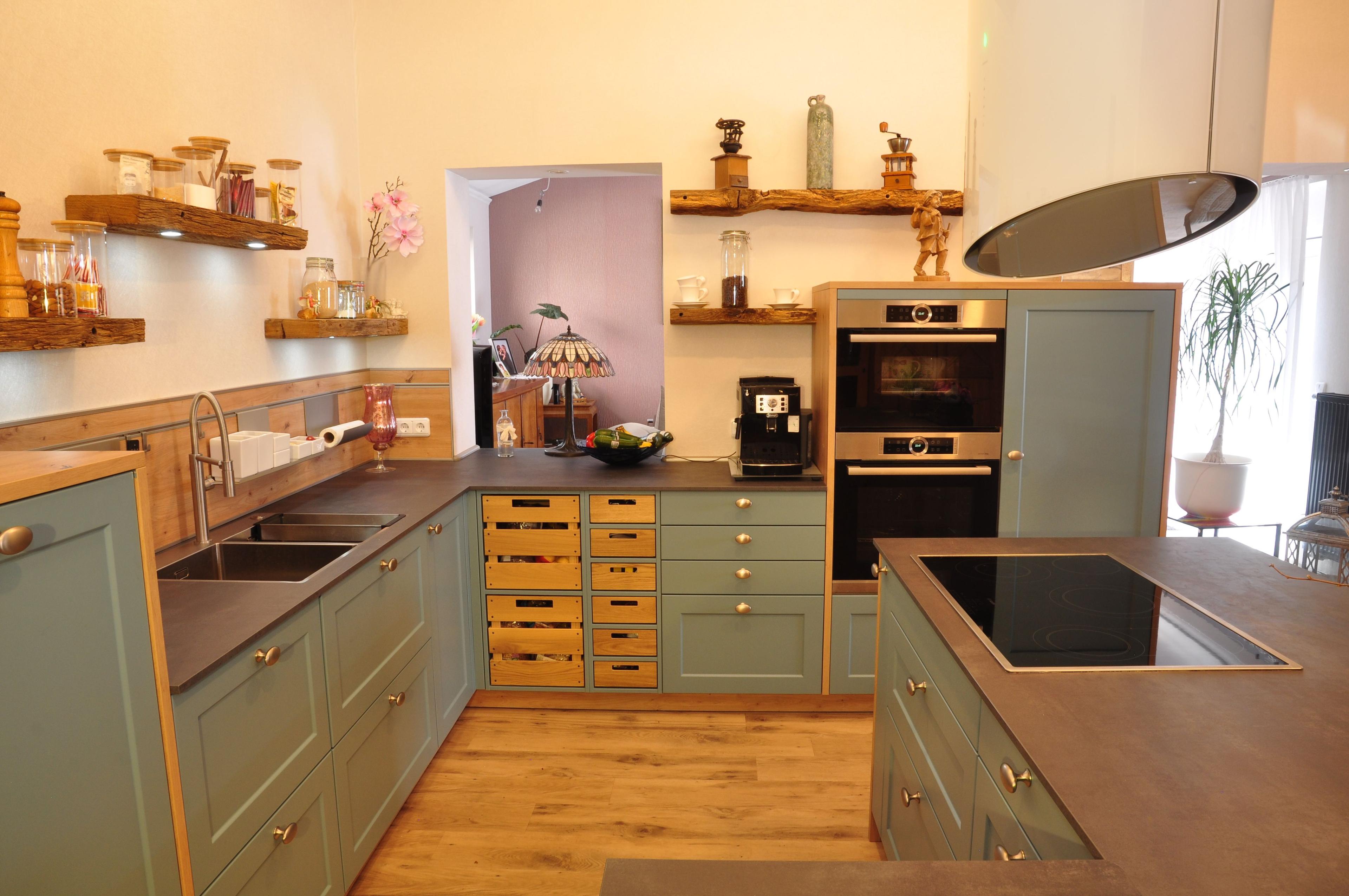 DSC_0354-kueche-landhausstil-lackrahmen-lackfronten-samtlack.jpg