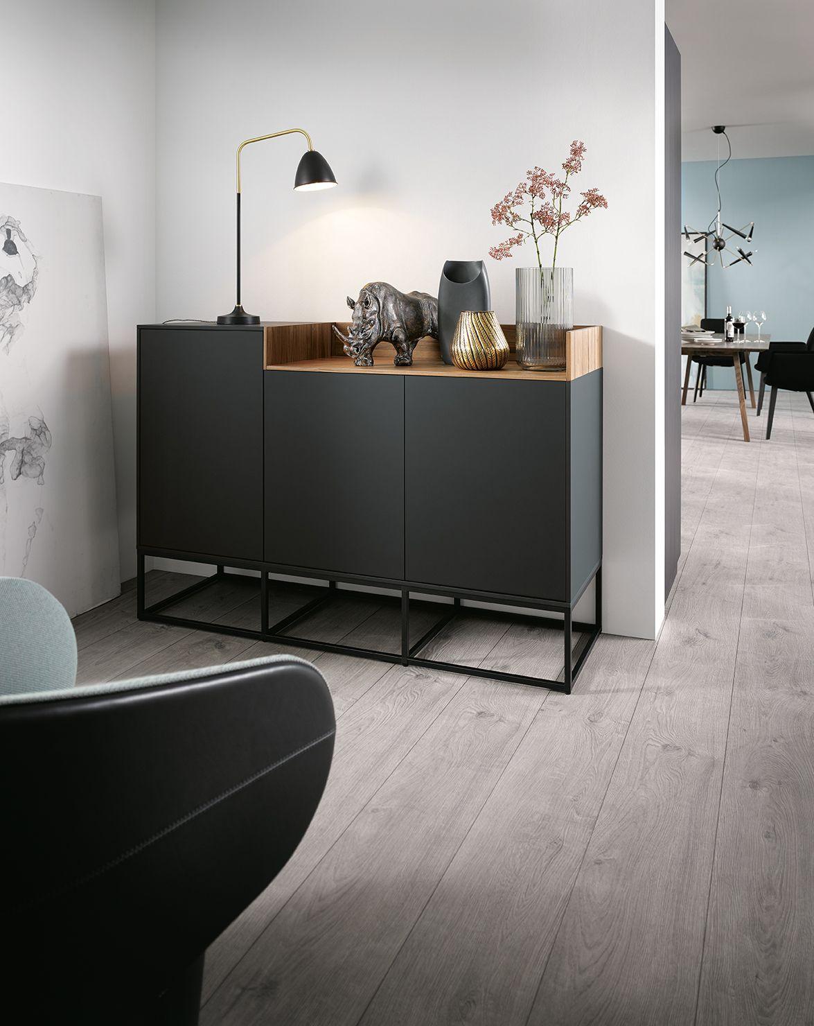 Mileaubild dunkles Sideboard